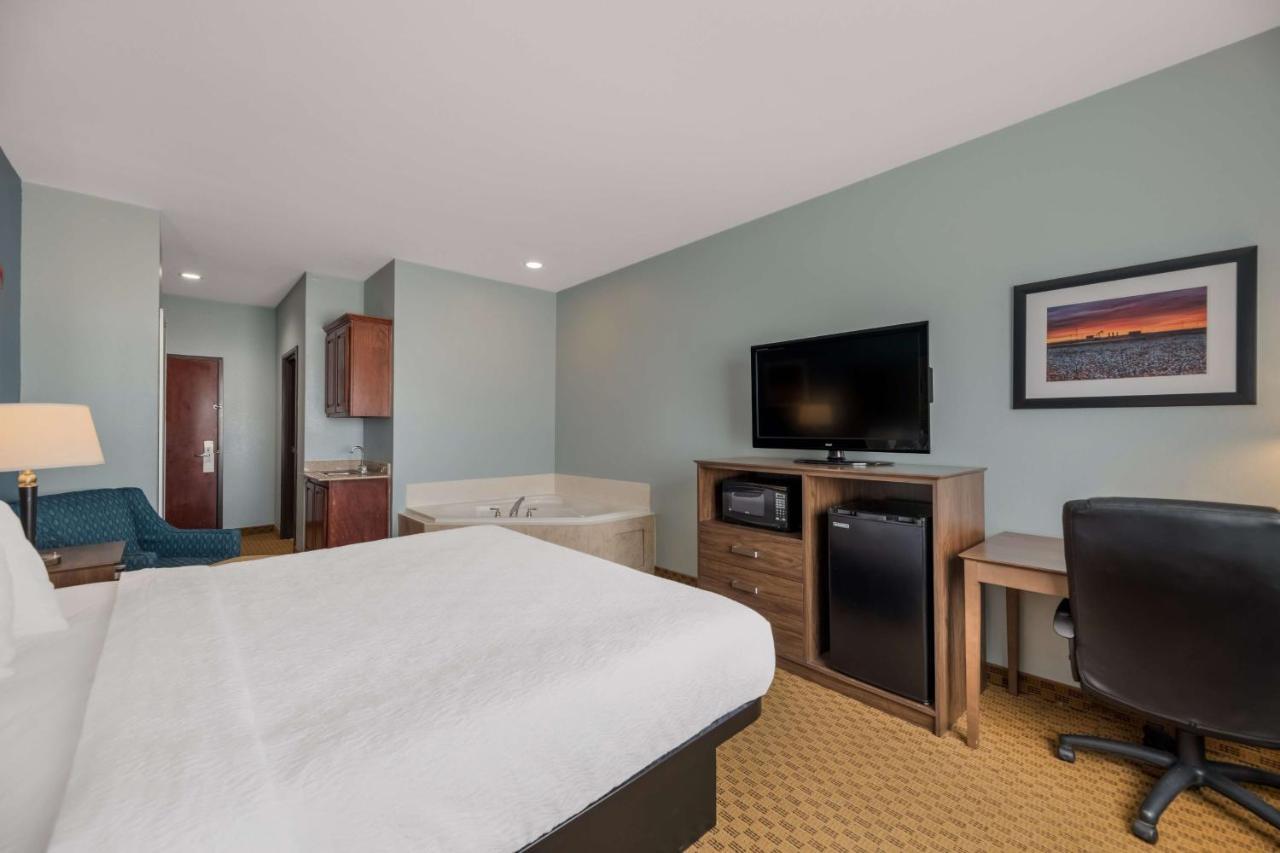 Best Western South Plains Inn & Suites Levelland Exterior foto
